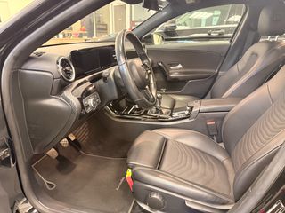 Mercedes-Benz A 180 2019-thumb-12