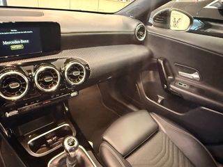 Mercedes-Benz A 180 2019-thumb-18