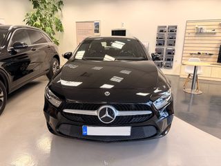 Mercedes-Benz A 180 2019-thumb-1