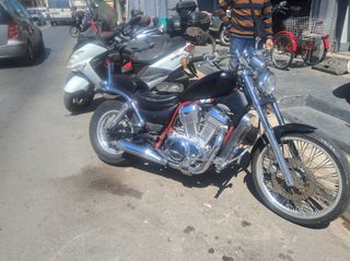 Suzuki VS Intruder 1998-thumb-3