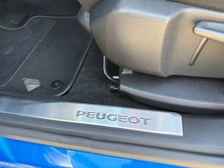 Peugeot 3008 2021 1.2 PURETECH 130 ''ROAD TRIP'' FACE LIFT FULL-thumb-45