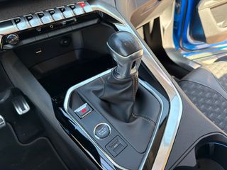 Peugeot 3008 2021 1.2 PURETECH 130 ''ROAD TRIP'' FACE LIFT FULL-thumb-57