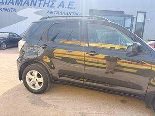 Daihatsu Terios 2010-thumb-2