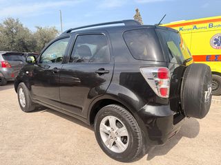 Daihatsu Terios 2010-thumb-6