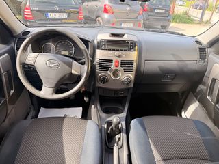 Daihatsu Terios 2010-thumb-16