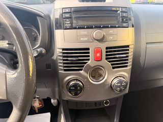Daihatsu Terios 2010-thumb-18