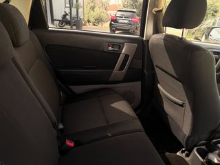 Daihatsu Terios 2010-thumb-20