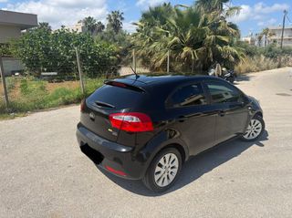 Kia Rio 2014 FULL EXTRA-thumb-3