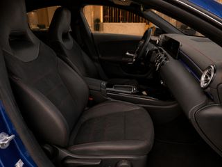 Mercedes-Benz CLA 200 2023 D AMG ADVANCED PLUS,NIGHT PACK,DCT+,FULL SERVICE-thumb-11