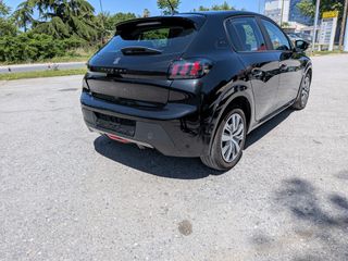 Peugeot e-208 2021-thumb-6