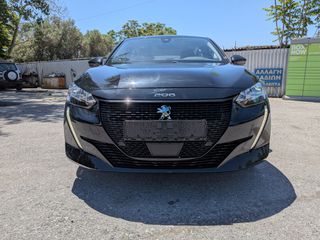 Peugeot e-208 2021