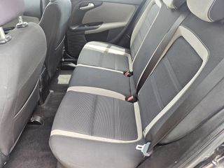 Fiat Tipo 2017-thumb-13