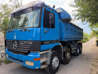 Ανατροπή Mercedes-Benz 2003 4143 actros-thumb-25