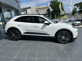 Porsche Macan 2026 4 Electric-thumb-5