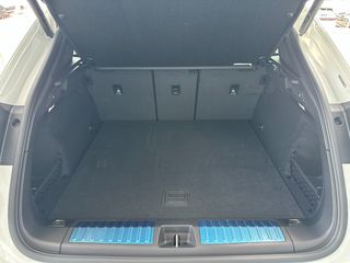Porsche Macan 2026 4 Electric-thumb-32