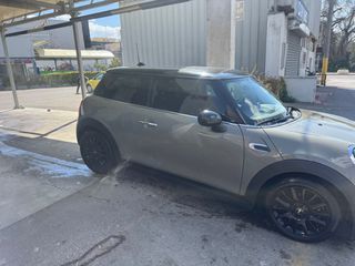 Mini Cooper 2019-thumb-2