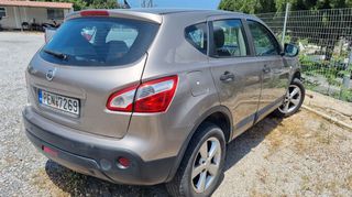 Nissan Qashqai 2012 1.5 DCI ACENTA 4X2-thumb-4