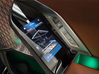 Bmw 750 2025 M Sport Pro INDIVIDUAL-thumb-41