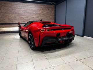 Ferrari SF90 2021 STRADALE FULL CARBON-thumb-6