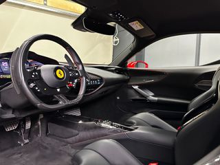Ferrari SF90 2021 STRADALE FULL CARBON-thumb-17