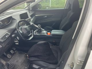 Peugeot 2008 2019-thumb-6