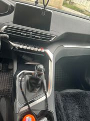 Peugeot 2008 2019-thumb-8