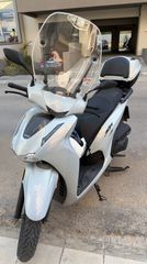 Honda SH 350i 2025 SMART TOP BOX
