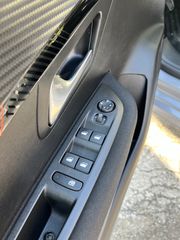 Peugeot 208 2022 1.5 DIESEL-thumb-7