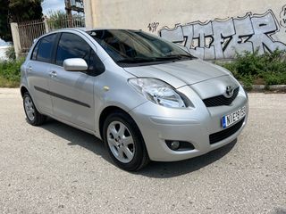 Toyota Yaris 2011