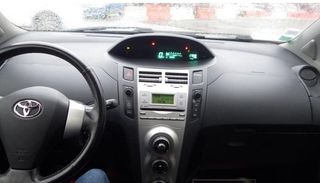 DIGITAL IQ RSD 1736BL_CPA (9inc) MULTIMEDIA TABLET for TOYOTA YARIS mod. 2006-2011 (BLACK)-thumb-2