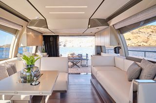 Ferretti 2022 550-thumb-16
