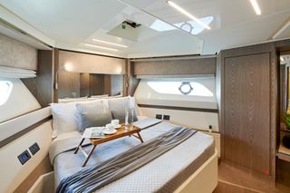 Ferretti 2022 550-thumb-24