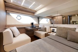 Ferretti 2022 550-thumb-25