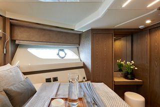 Ferretti 2022 550-thumb-26