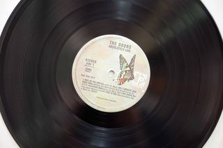 THE DOORS - ABSOLUTELY LIVE-thumb-6