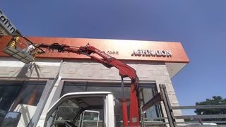 Γερανός-Φορτηγά Με Γερανό Nissan 2004