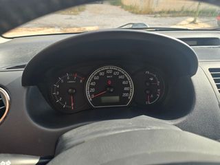 Suzuki Swift 2009-thumb-7