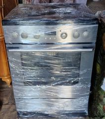 Ηλεκτρική κουζίνα Electrolux με κεραμικές εστίες