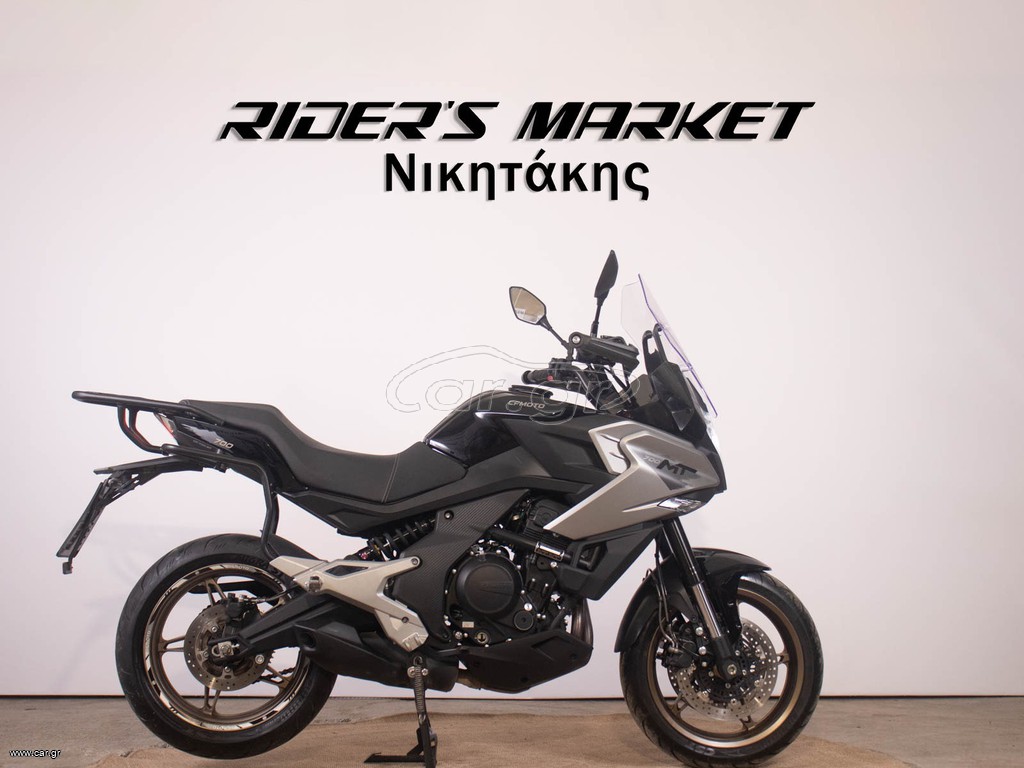CFmoto 700 MT 2024