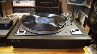 Πικάπ Sanyo TP-626 (1977)