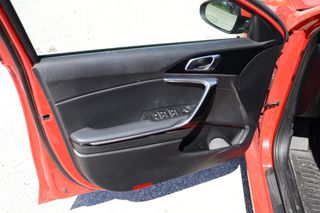 Kia Ceed / cee'd 2018 Vision, Θερμαινόμενο σαλόνι-thumb-4