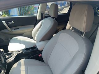 Nissan Qashqai 2011-thumb-11