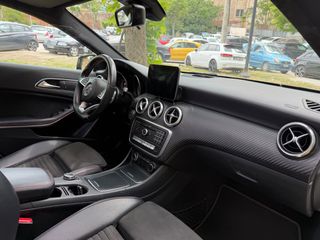Mercedes-Benz A 180 2018 AMG LINE AYTOMATO-thumb-15