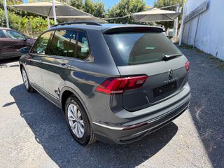 Volkswagen Tiguan 2022 1.5 TSI-thumb-3