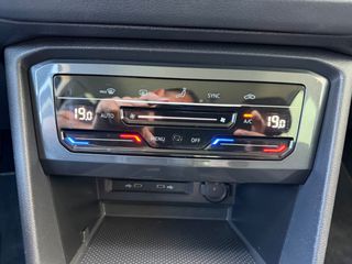 Volkswagen Tiguan 2022 1.5 TSI-thumb-10