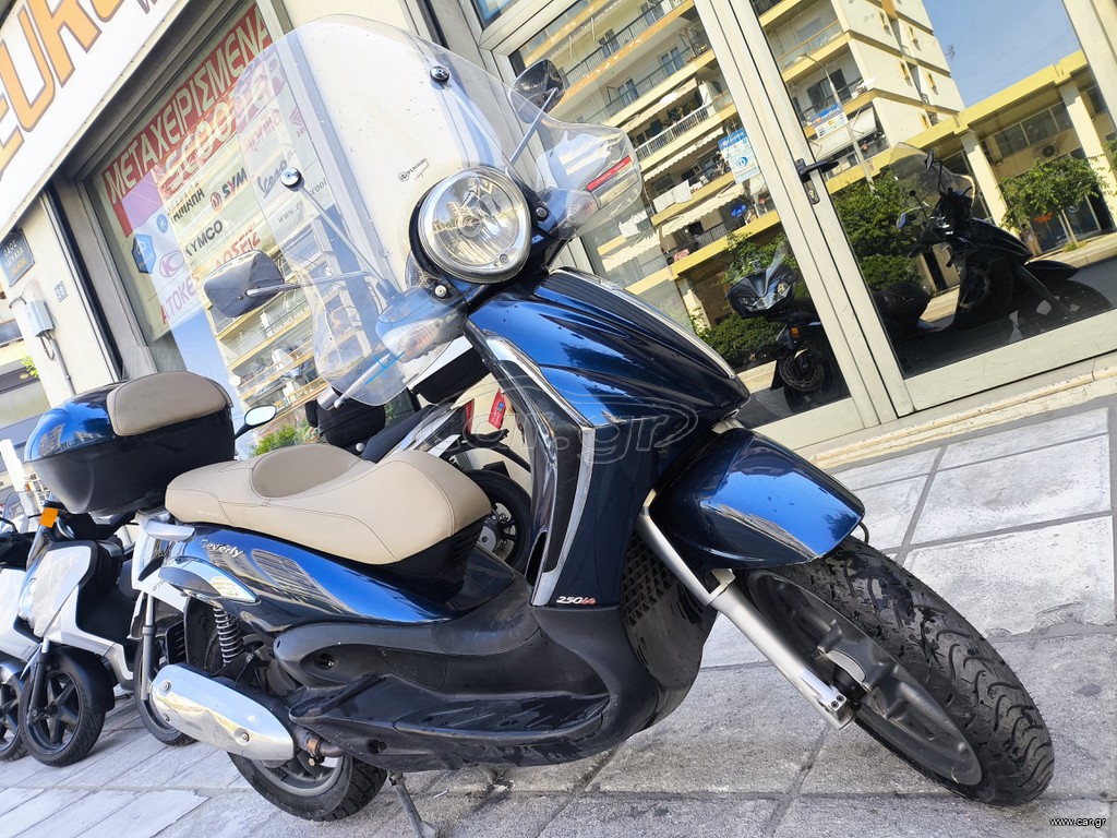 Piaggio Beverly 250 Tourer 2008 — φωτογραφία 1 από 8