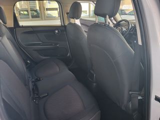 Mini Cooper D Countryman 2018 ONE D-thumb-11
