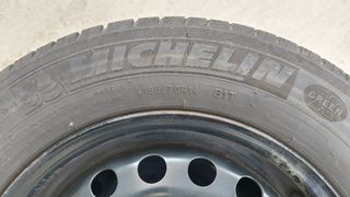 Michelin Energy Saver 165/70/14 DOT5020-thumb-3