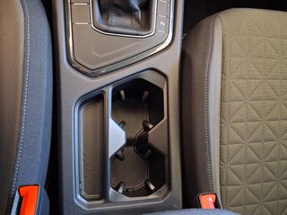 Volkswagen Tiguan 2022 FACELIFT / 2.0 TDI 150HP LIFE-thumb-38
