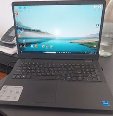 Laptop DELL Vostro 15 3500 (Intel core i5-1135G7, 8MB Ram, HD256 GB )